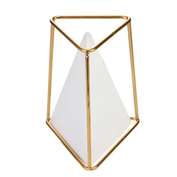 

1Pc Simple Triangle Iron Rack Flowerpot Household Flower Pot Decor Creative Desktop Storage Rack for Decoration (Golden, Non-por