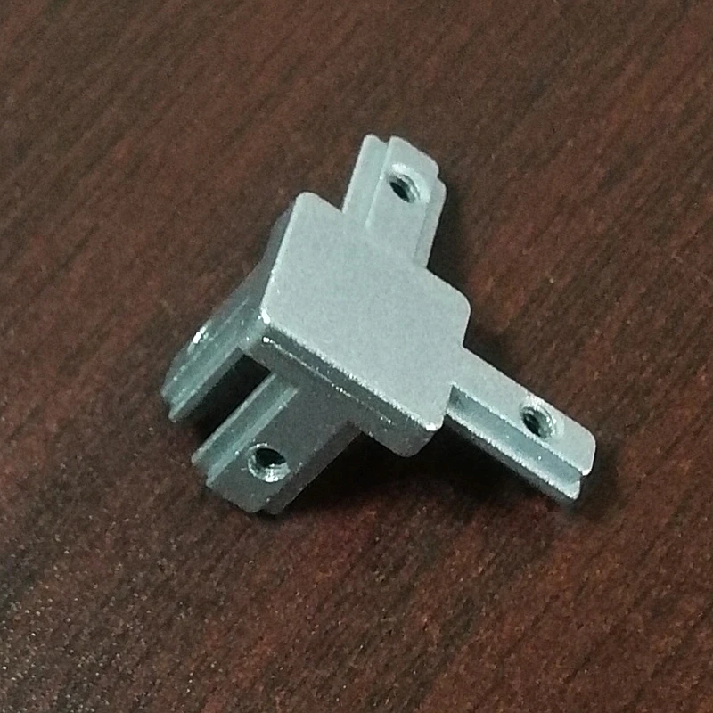 three dimensional connector (8)