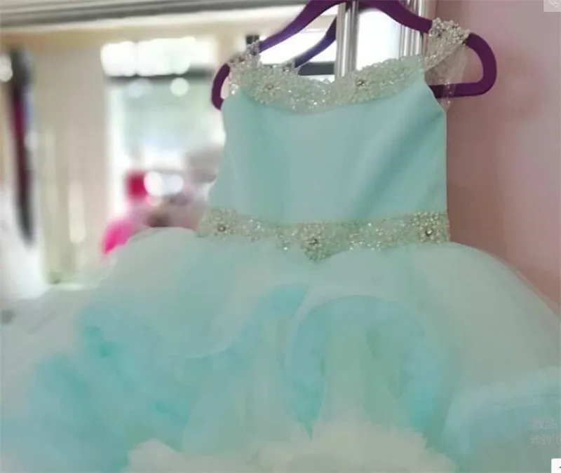 beaded-crystals-flower-girl-dresses-luxurious-tiers-little-girl-wedding-dresses-cheap-communion-pageant-dresses-gowns-f241 (1)