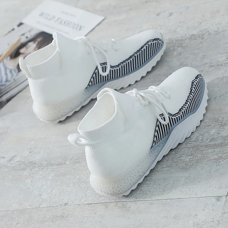 

2020 Autumn Ventilation All-match Fly Fabric Elastic Force High Help Socks Shoe Leisure Time Motion Small White Shoes