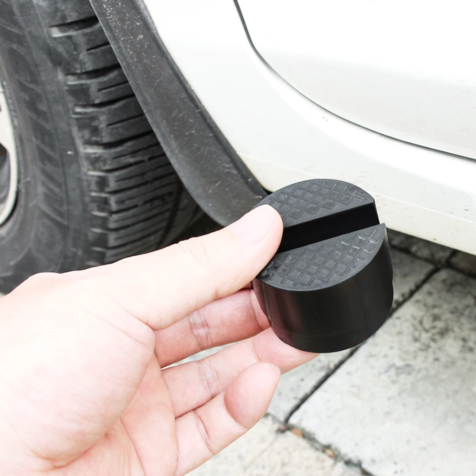 ECS ゴルフ 7、7.5　ジャッキパッド キット　R、ヴァリアント含む Audi純正 Jack Pad & Underbody Cover Kit 装着@ 66932km