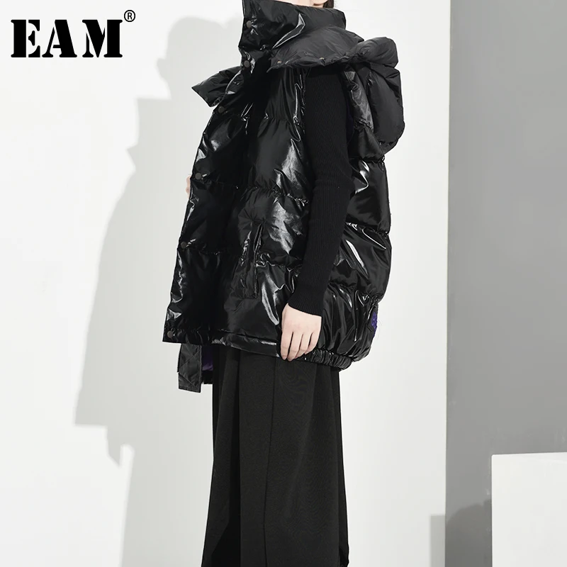 

[EAM] Women Black Back Pattern Cotton-padded Loose Fit Vest New Hooded Sleeveless Fashion Tide Spring Autumn 2020 1K65601