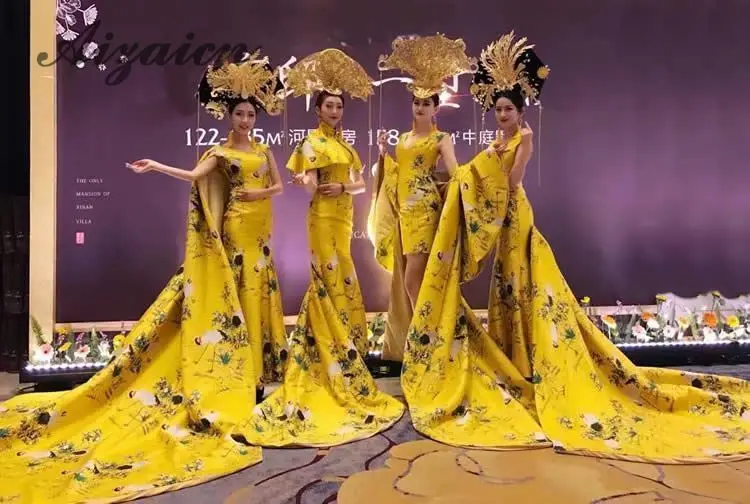 Роскошные со шлейфом в традиционном китайском стиле Cheongsam долго Qipao Для женщин цветочный вечернее платье Неделя моды сценического шоу с