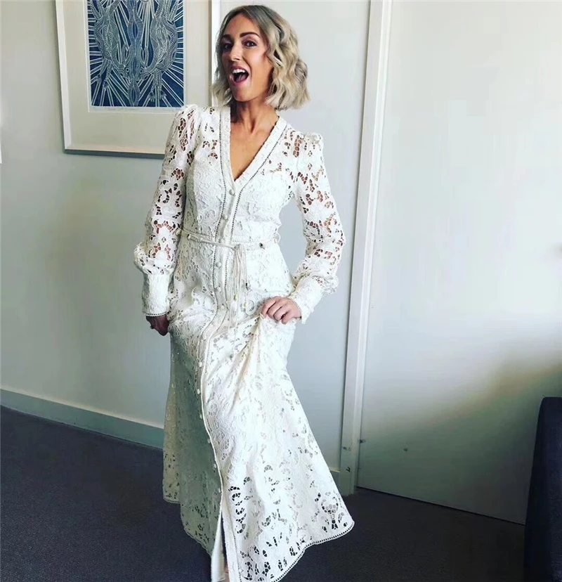 Женское кружевное платье с поясом ажурное v образным вырезом и длинным рукавом
