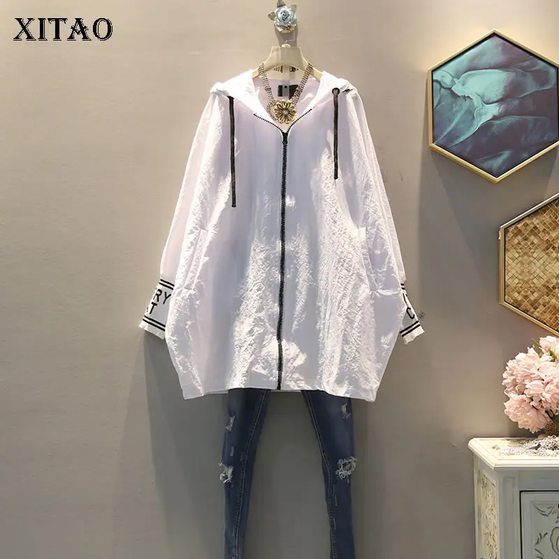 XITAO Tide, черно-белая куртка в стиле пэчворк с буквенным принтом, женская одежда, модное пальто на молнии с длинным рукавом и капюшоном, GCC1819