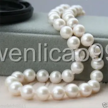 

9-10mm White Akoya Cultured Pearl Necklace 18" AAA
