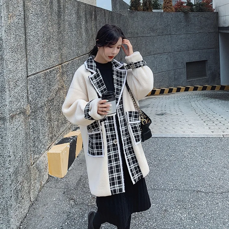 

Photo Shoot Main Push CHIC Graceful Plaid Stitching Lambs Wool Off-white Suit Collar Single Breasted Cotton Coat Women's