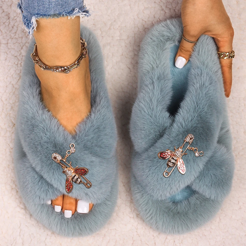 Faux Fur Slides Furry Slippers Crystal Insect Pin Fluffy Flip Flops Luxury Designer Winter Sandals Cozy Slippers Female Shoes