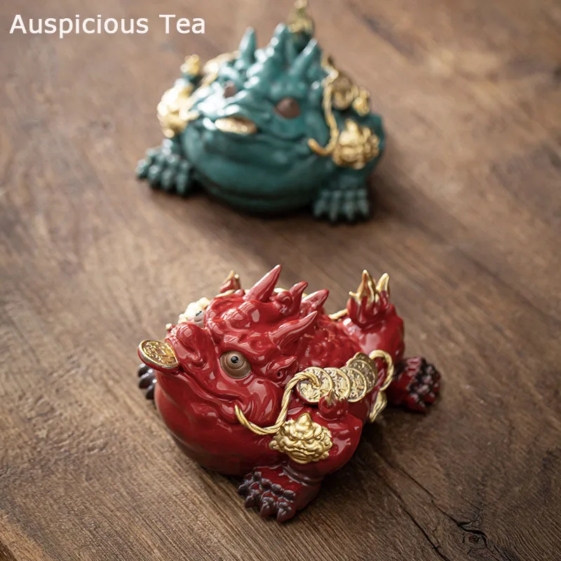 

Retro Golden Toad Statue Zisha Yixing Copper Cash Tea Pet Lucky Tea Figurine Ornaments Raise Tea Set Decoration Accessories Gift