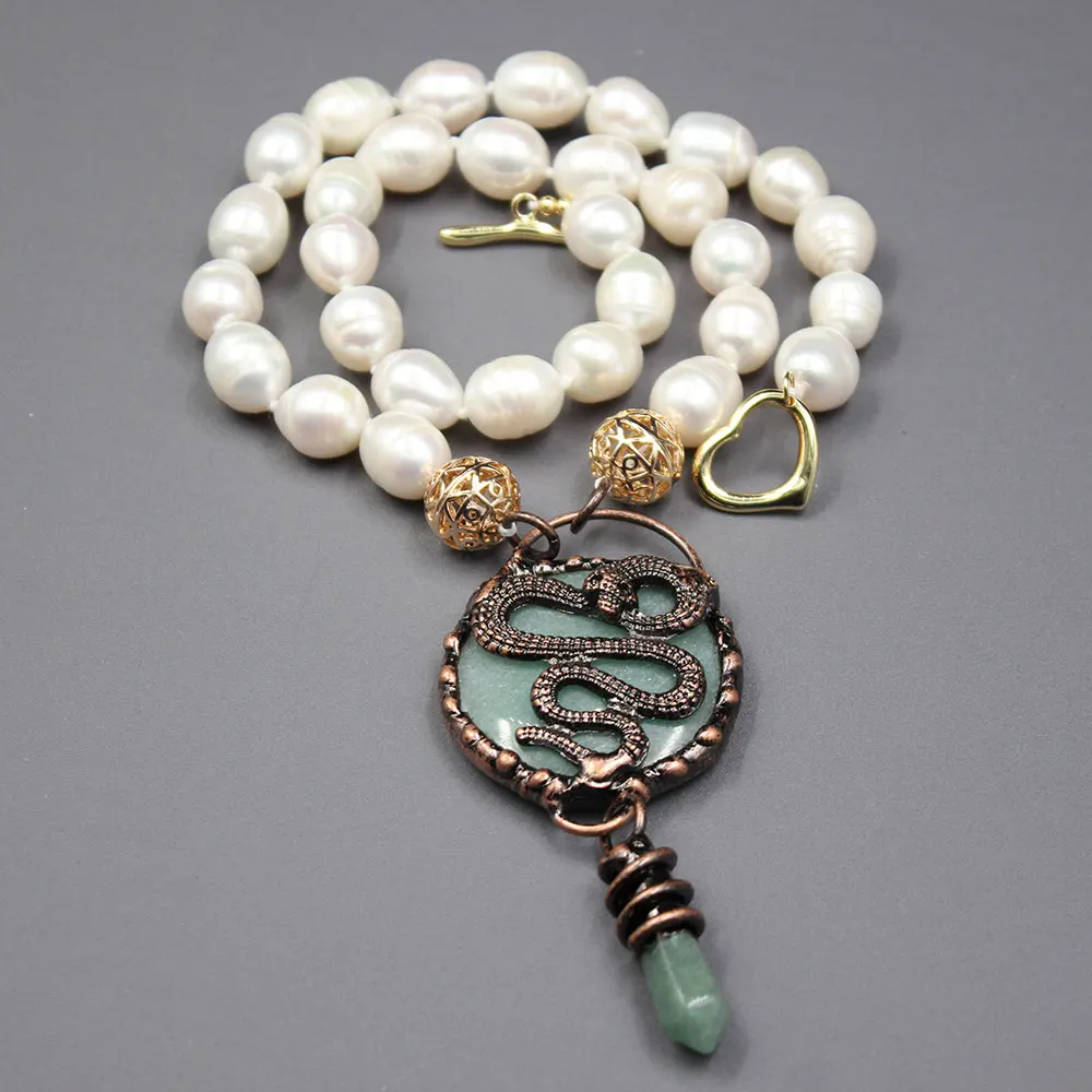 

GG Jewelry Freshwater Cultured White Rice Pearl Necklace Aventurine Jade Vintage Bronze Pendant Handmade For Women