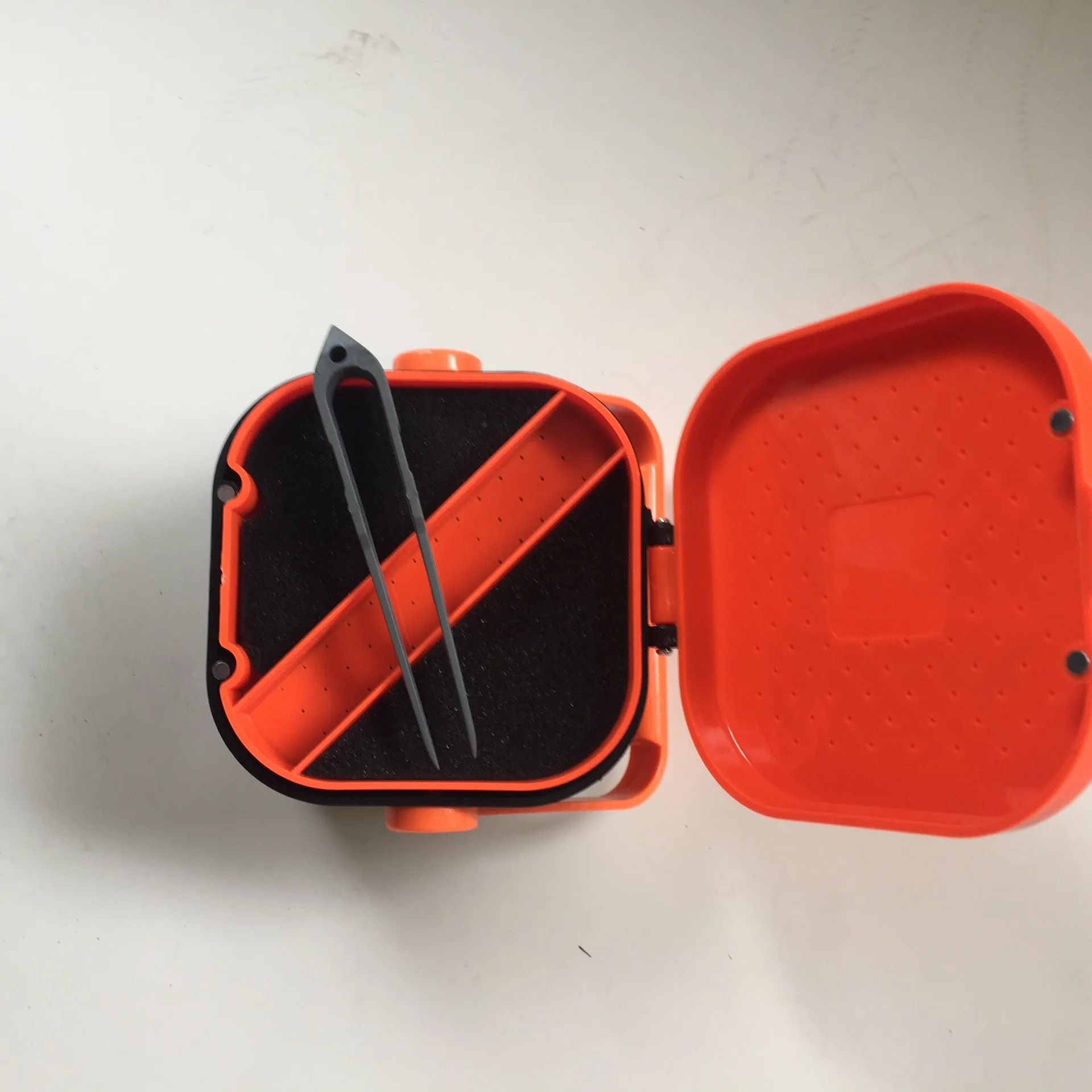 

Surplus Star Fishing Gear Plastic Earthworm Box Breathable Bloodworm Box Disposable Bloodworm Box Angling Supplies