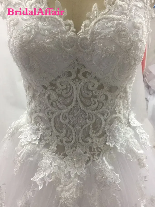 Vestido de noiva princesa luxo Backless Sweetheart Lace Wedding Dress See Through Royal Tail Luxury Bridal Dress Robe de mariee 4