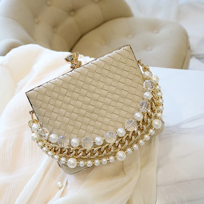 

2020 Spring New Women's Bag Shoulder Messenger Bag Chain Pearl Woven Plaid Wild Bag High Quality Women Purse and Handbags