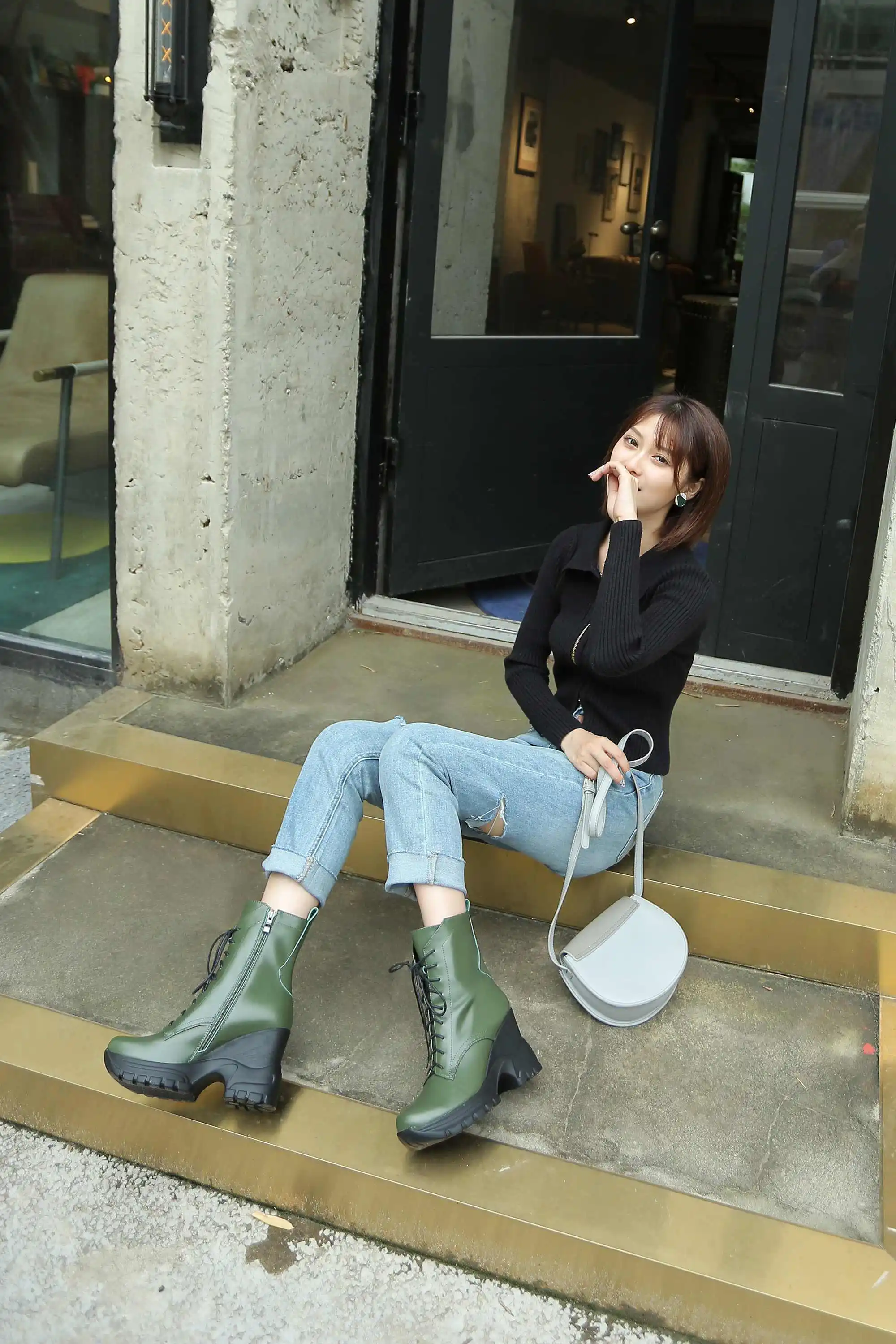 Bottes femme/ботинки до середины икры женская обувь на высоком каблуке обувь из натуральной кожи с круглым носком на танкетке; zapatos de mujer; размер 42