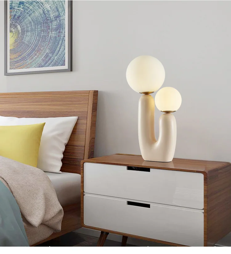 Oo TABLE  LAMP - globe table lamp