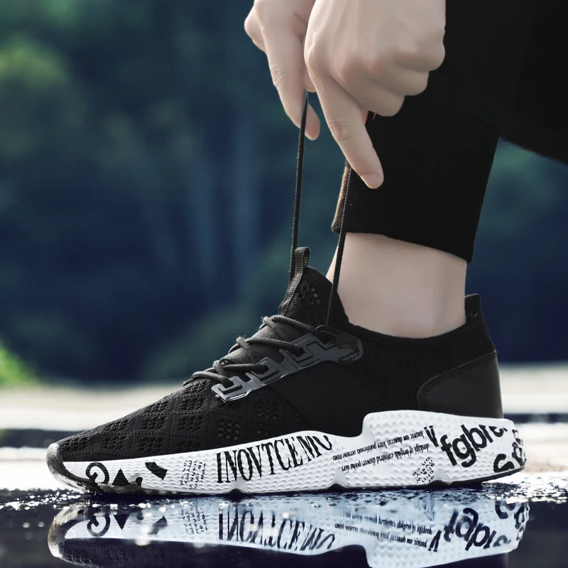 

2019New Spring And Summer Fashion Mens Casual Shoes Lace-Up Breathable Shoes Sneakers Mens Trainers Chaussure Flying woven shoes