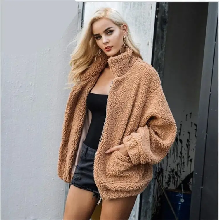 

Lamb Wind Thickening Leather Fur Loose Coat Long Leisure Loose Coat Woman Loose