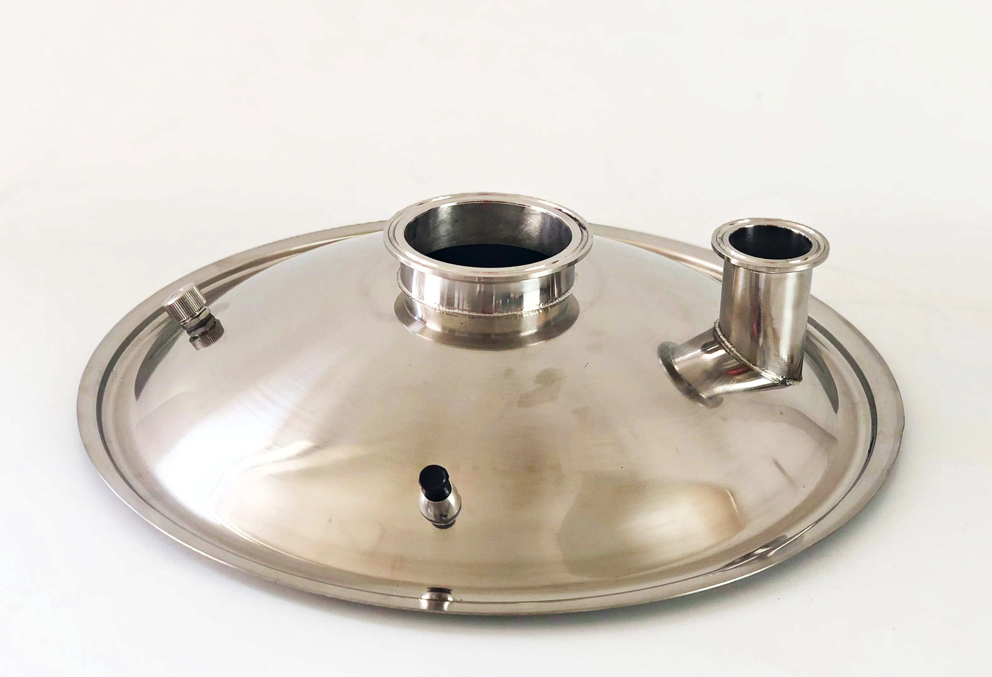 

Bell Lid for tank 350mm diameter . Clamp port 1,5" and 3". Stainless steel 304. Moonshine steel. Distillers