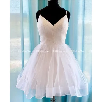 

V-neck White Tulle Homecoming Dresses 2020 Pleated Short A-line Prom Dresses Zipper Up Back Mini Gown For Graduation Vestidos