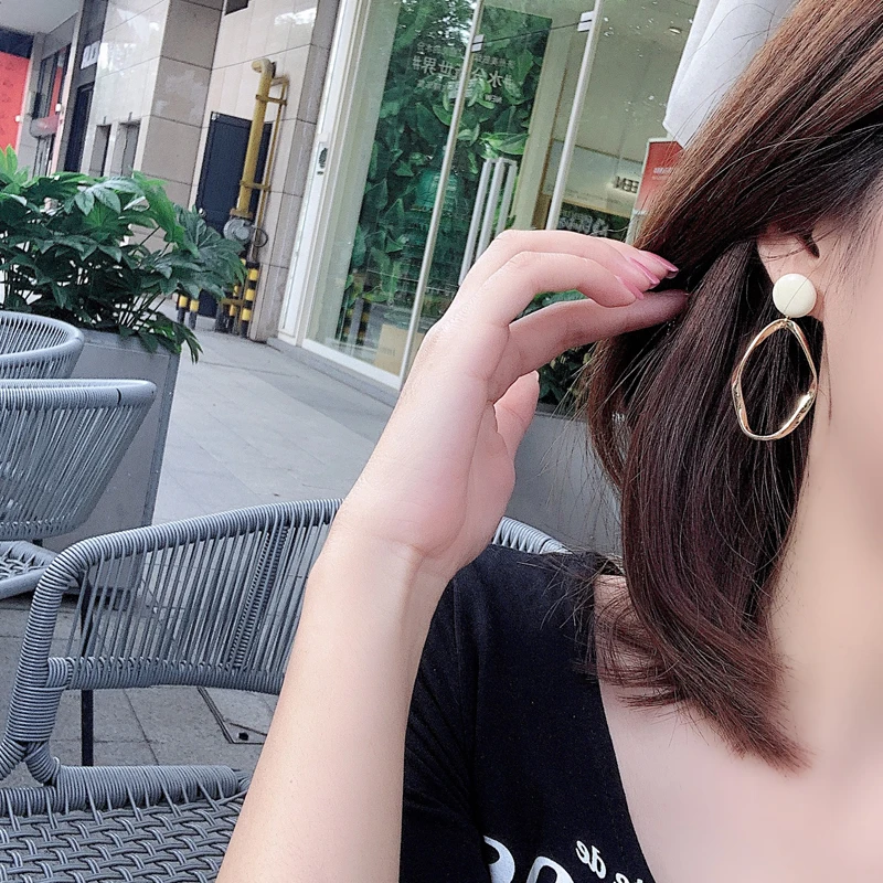 Irregular geometrical shape fashion street snap stud earrings aesthetic creative fashion earrings fashion accessories