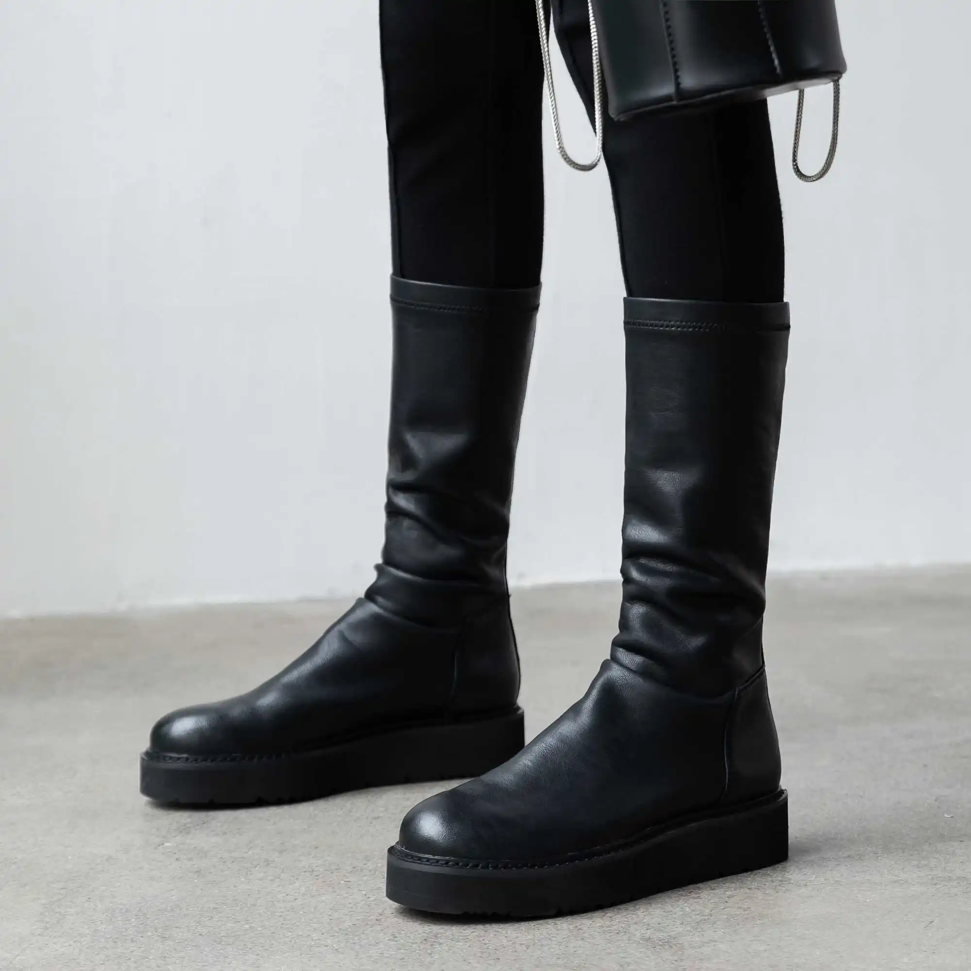 Krazing Pot Internet star streetwear stretch boots round toe med heels black colors daily wear women warm thigh high boots L9f2