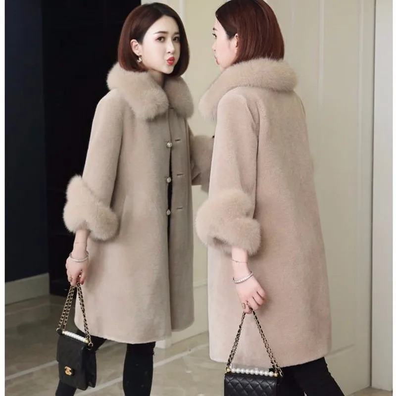 Beige Зимнее новое пальто из искусственного меха женская куртка средней длины с воротником из искусственного лисьего меха Свободная Женская куртка большого размера - Цвет: Beige