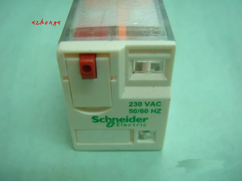 Cxm2ab2p7 230VAC 8-pin relay