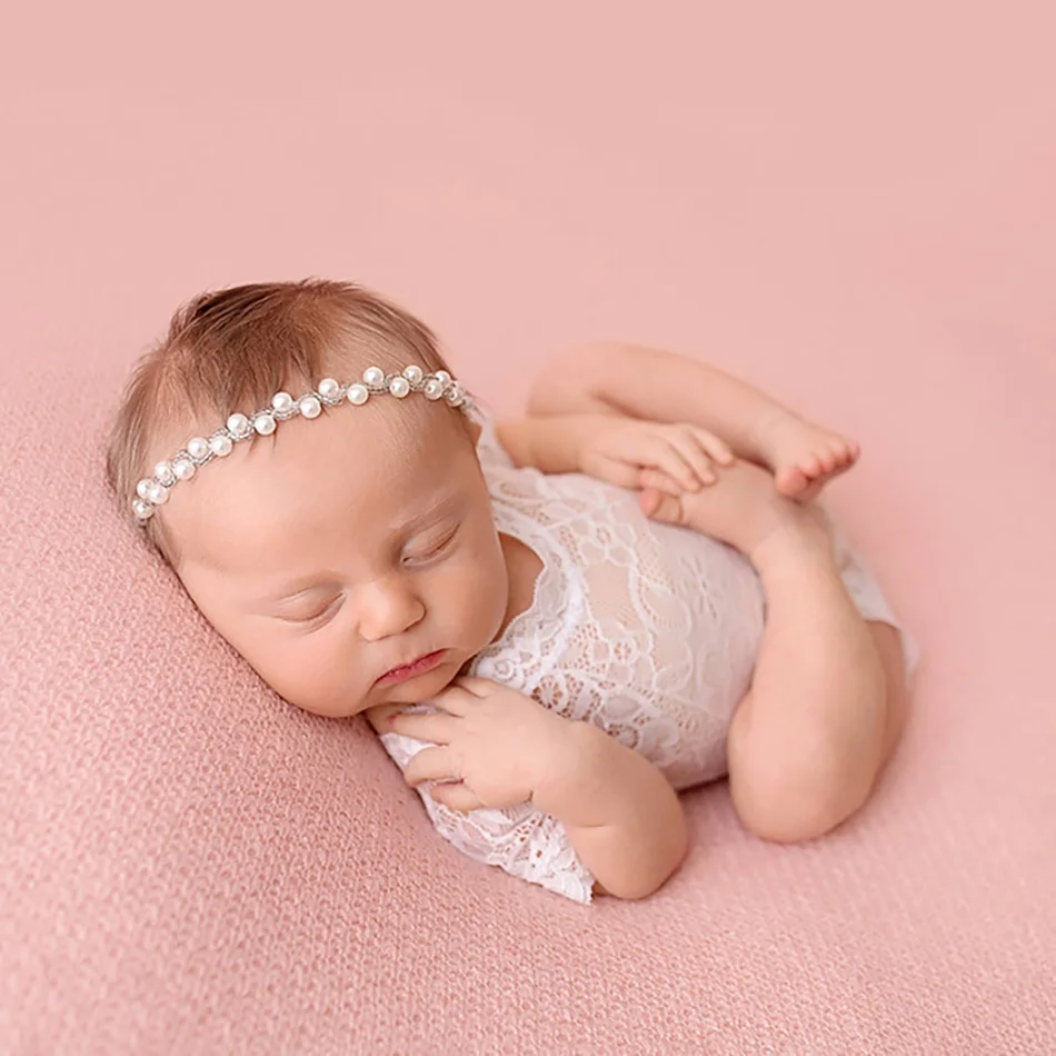 Newborn Deep V Leak Back Lace Fashion Exquisite Cute Fashion Comfortable Coat Baby Hundred Days Photo Coveralls
