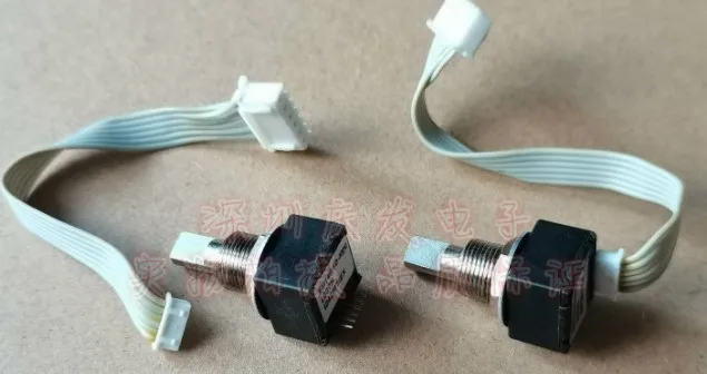

Оригинальный фотоэлектрический кодировщик EM14R1D-M20-L032S EM14R1D 32 зубчатый Вал 20 мм Переключатель