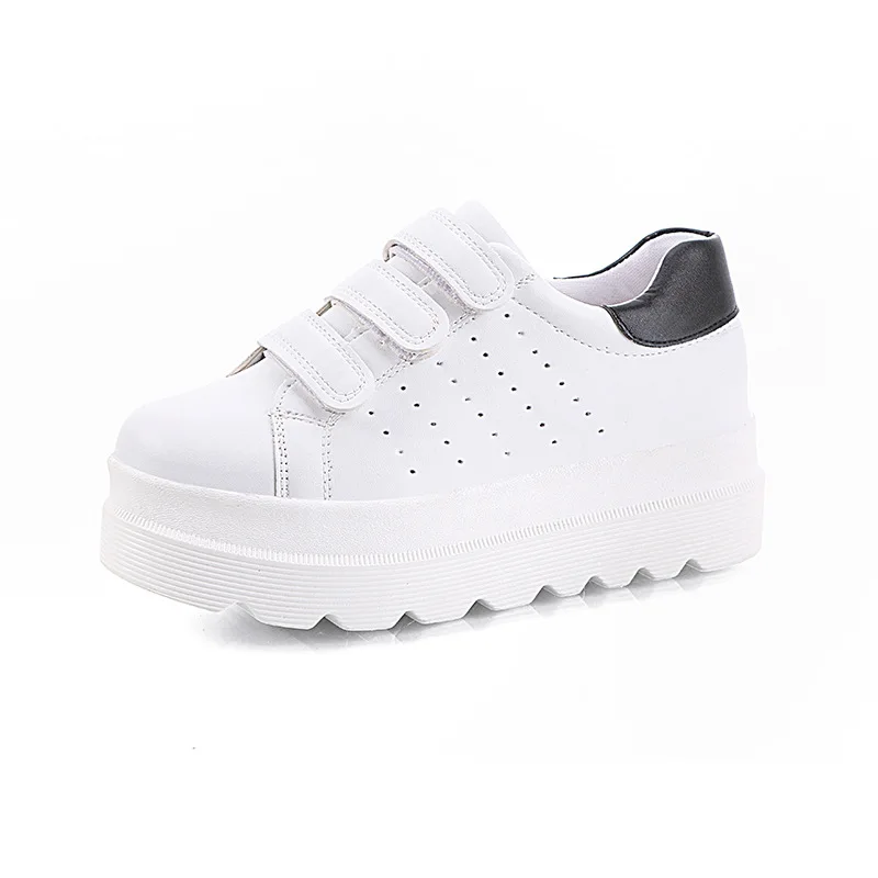 White Black Модные женские Сникеры на платформе; Повседневная дышащая обувь с круглым носком; Низкие белые кроссовки; женская обувь на застежке-липучке; XU060 - Цвет: White Black