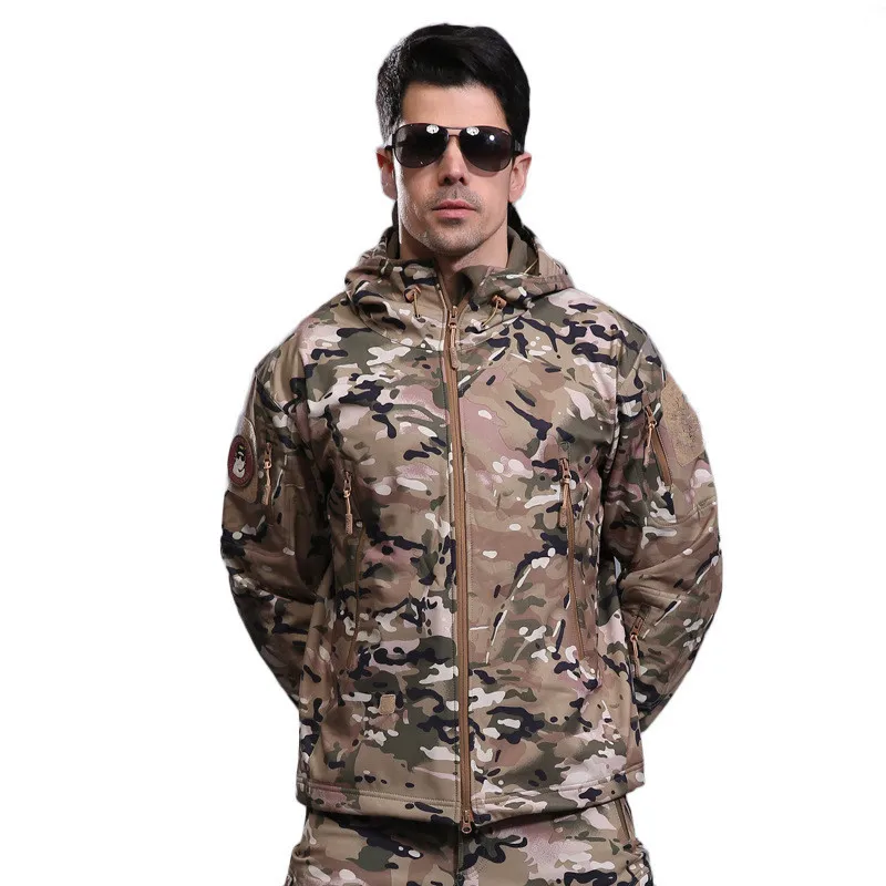 

New Shark Skin Soft shell V6 Military Tactical Jacket winter Men Fleece warm hooded coat Camo waterproof Army outerwear clothing