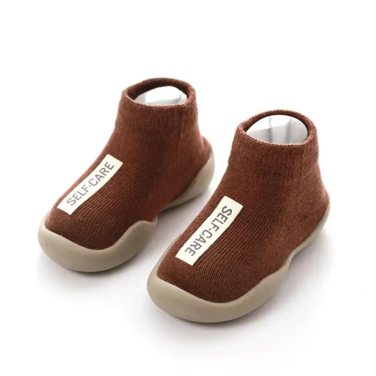 Обувь для малышей нескользящие носки с рисунками животных и букв обувь-тапочки противоскользящие носки 41 вид T06 tz01 - Цвет: 25