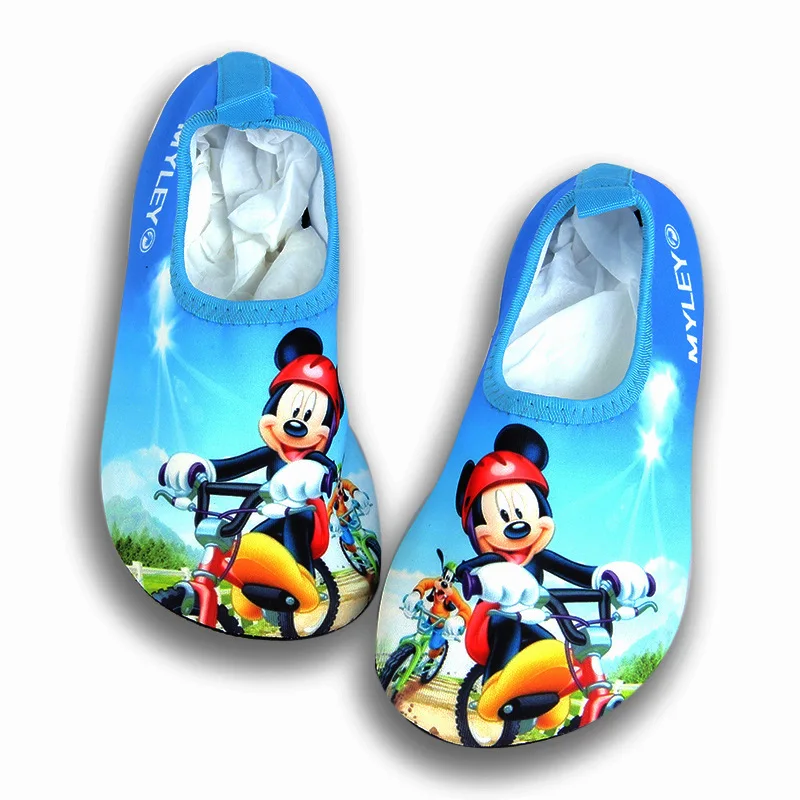 Обувь на мягкой резиновой подошве для помещений disney; сезон весна-лето; домашние детские носки для малышей; пляжная обувь