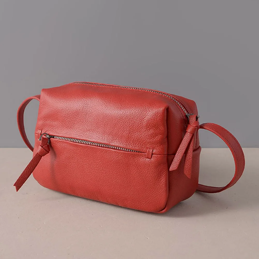 Handbag Purse Offers Quality Leather 3