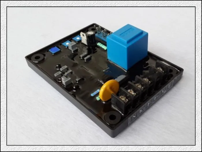 GB130GB130B DX-11 Shanghai Qianghui Generator AVR Brush Phase Compound Excitation Generator Excitation Automatic Voltage Regulat