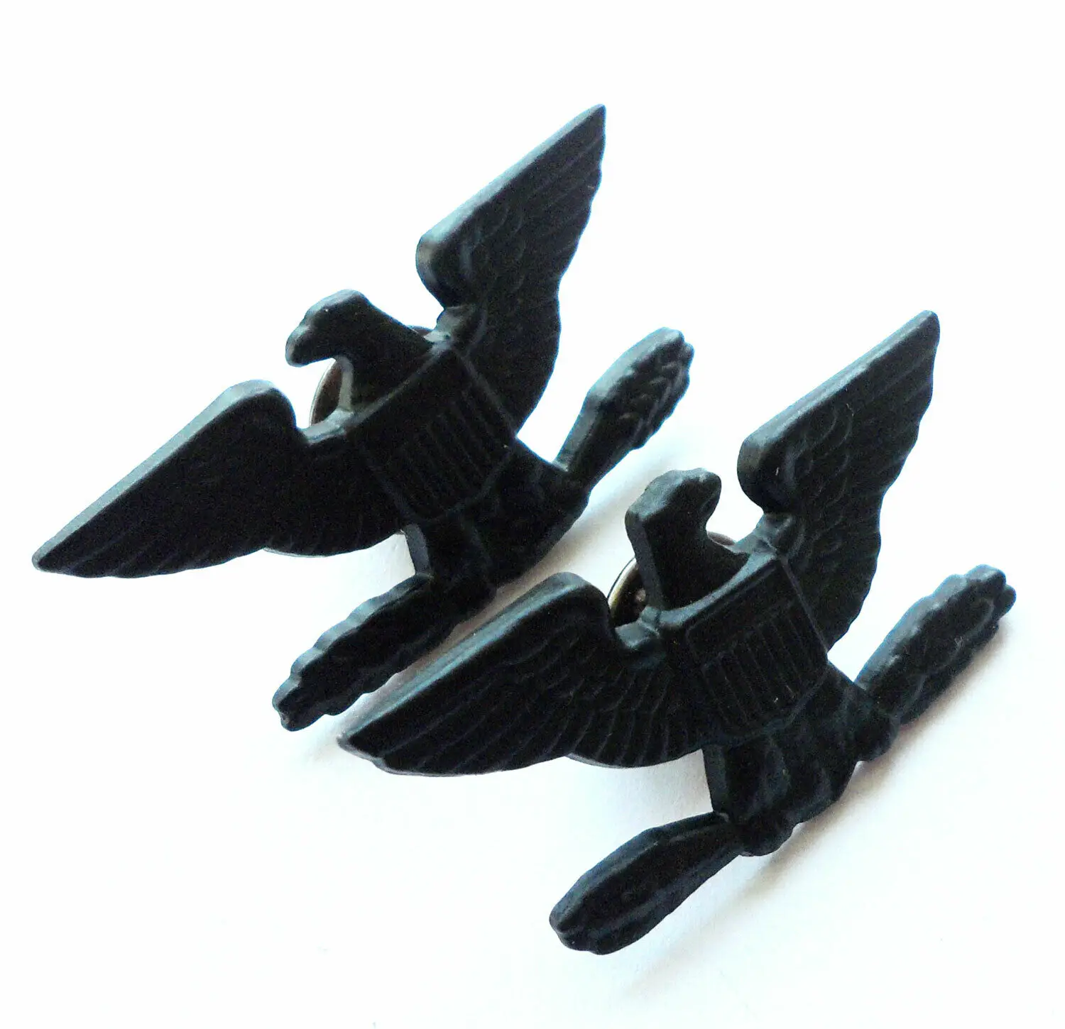 tomwang2012. United States Marine Corps USMC Subdued colonel rank insignia Pins Pair