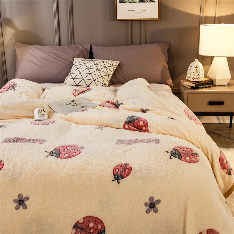 �����ϰ� ������ ���ο� ���� ������ �̺� ���� �̺� Ŀ�� ��ǰ�� CF