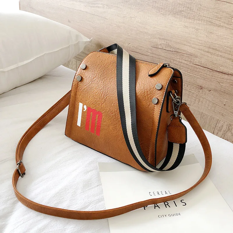 

WOMEN'S Bag 2019 Spring New Style Korean-style Fashion Versatile Messenger Bag Printed Lettered Simple Crossbody Bag