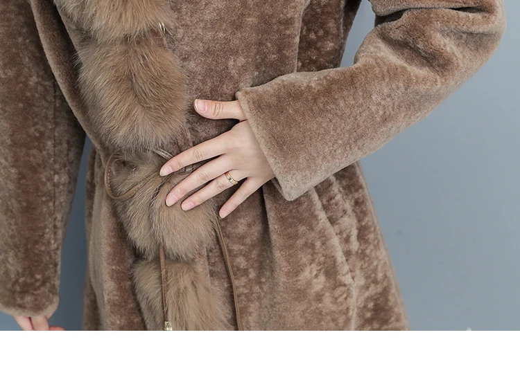 Real shot brand simple temperament plue size women's Thick Warm Fur Overcoat collar Merino Sheep Fur coat