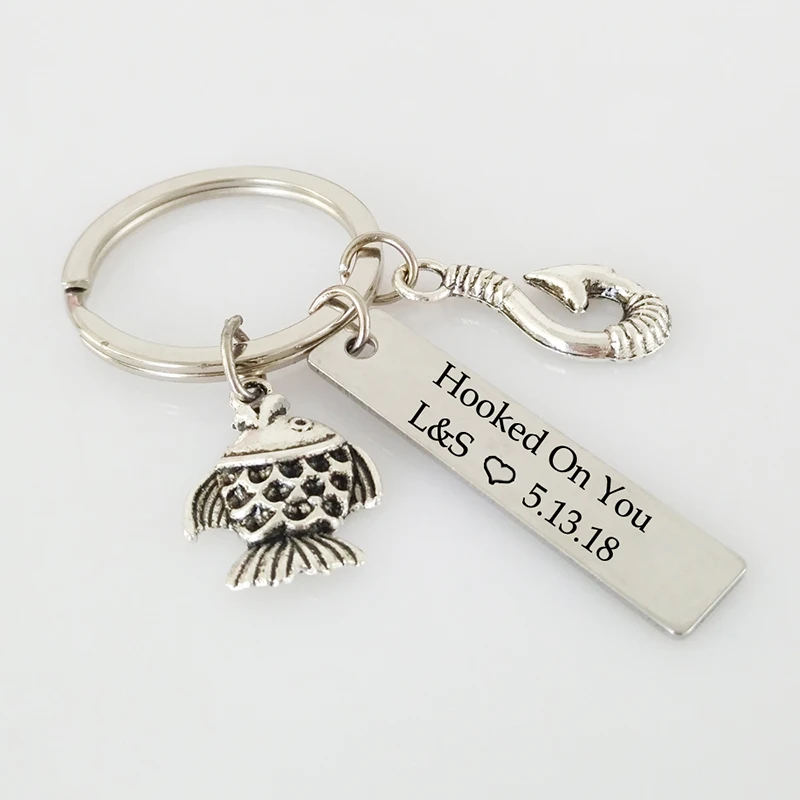 Customized-Date-Name-Lettering-Hooked-On-You-Keychain-Women-Fish-Hooks-Pendant-Key-Chain-Ring (1)