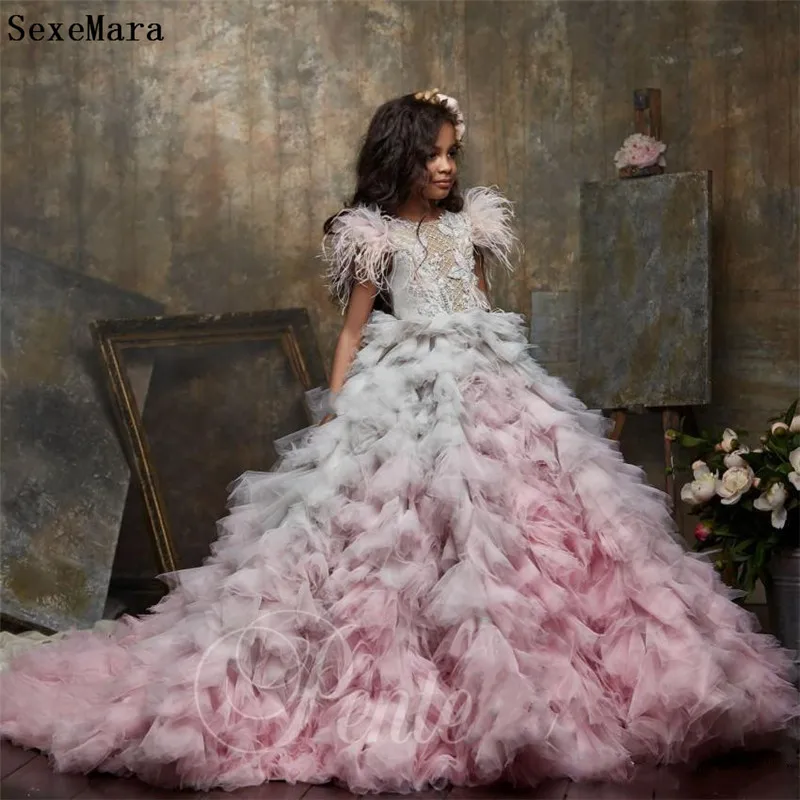 

2020 New Arrival Ball Gown Flower Girl Dresses For Wedding Beaded Bateau Neck Appliqued Toddler Pageant Gowns Tulle Kids Clothes