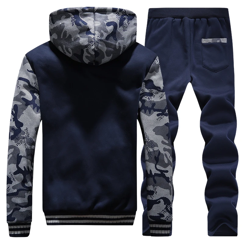 Günstig Trainingsanzug Männer Camouflage Armee Casual Kapuze Warme Sweatshirt Männlichen Winter Dicke Innere Fleece 2PC Jacke + Hose Männer Moleton masculino