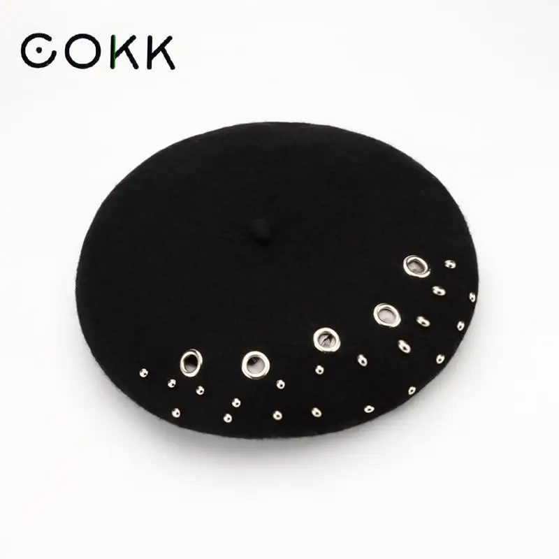 COKK, высокое качество, вязанный шерстяной фетровый берет, шапки для женщин и девочек, модный элегантный женский берет с заклепками, британский стиль, зимняя шапка, одноцветная