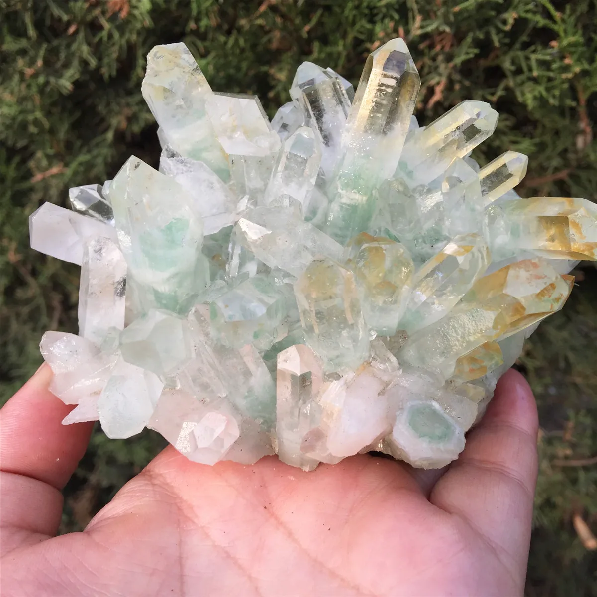 1 шт. натуральный зеленый Ghost Phantom Quartz кристалл кластера Исцеление образец отправлен случайным образом