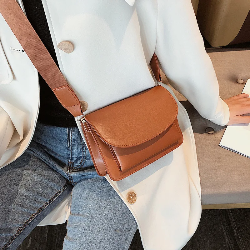

Hot Selling Bag Women's 2019 New Style Square Sling Bag Fashion Retro Simple chalfdesign gai Crossbody Bag