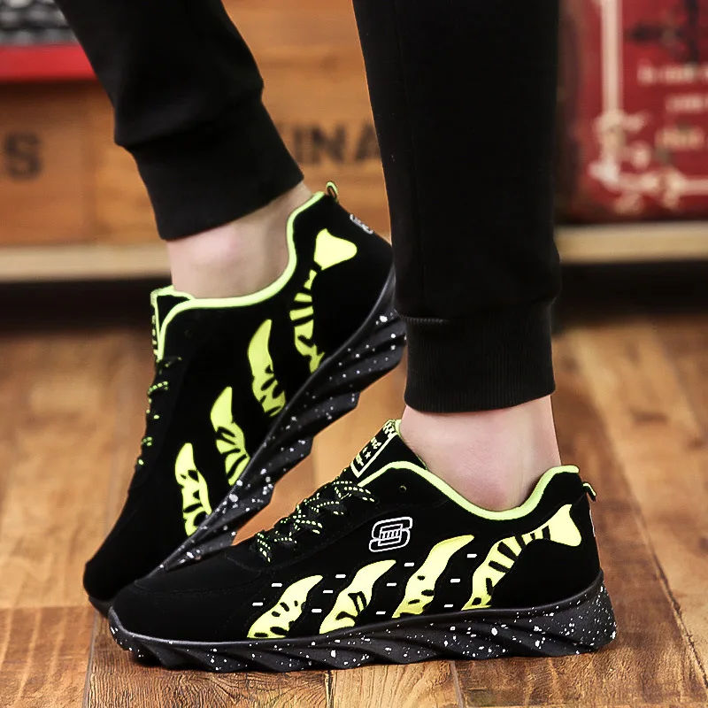 

New Spring Fashion with Colour Stripes for Leisure Sports Tourist Men's Sneakers and Canvas Men's Shoes