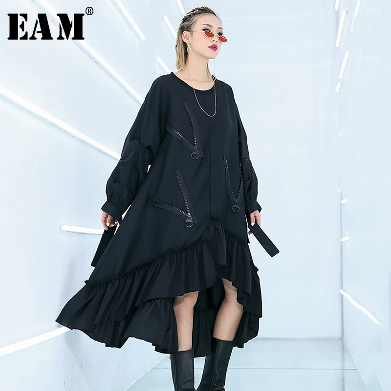 

[EAM] 2020 New Spring Autumn Round Neck Long Sleeve Black Loose Big Size Irregular Ruffles Dress Women Fashion Tide JQ042