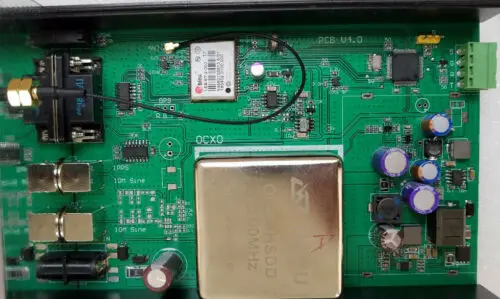 Последние 10MHZ SINEWAVE 1PPS/ttl 3,3 V gps увязанные часы gps DO Синусоидальная волна