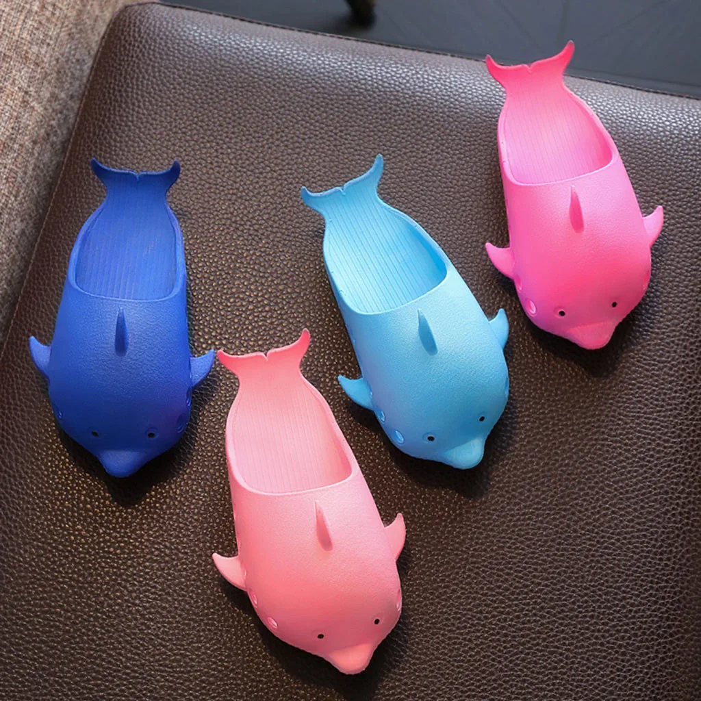 2020 Summer Beach Sandalias Bebes Boys Girls Kawaii Dolphin Slippers Anti-Slip Baby Bathroom Slipper Children Slides Mules |