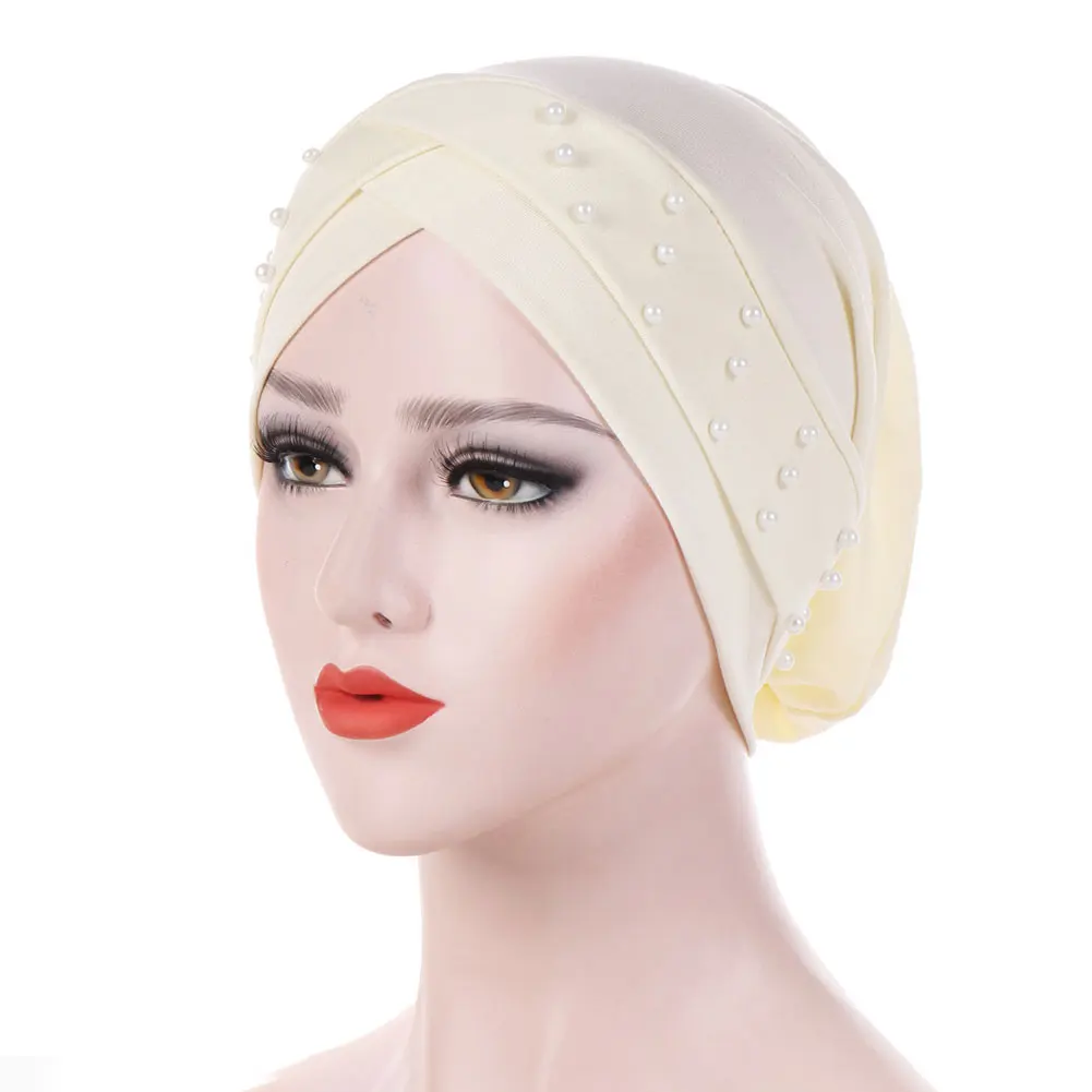 Женские мусульманские шляпы для рака, тянущаяся шапочка с бисером, налобный крест, одноцветная шапочка для химиотерапии, аксессуары, западный стиль, головной убор - Цвет: Бежевый